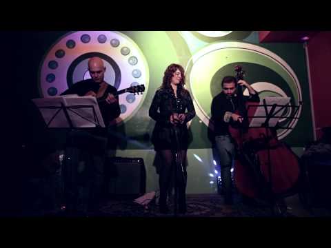 Laura Campisi - Fly Me To The Moon