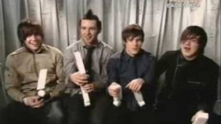 McFly - I kissed a girl