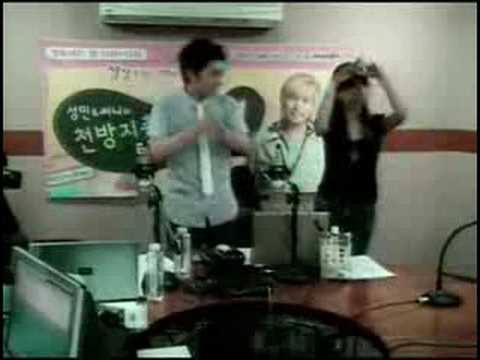 080626 - Chunji Radio dancing to ITNW