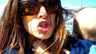 STUPID GIRLS LIKE PRETTY THINGS!