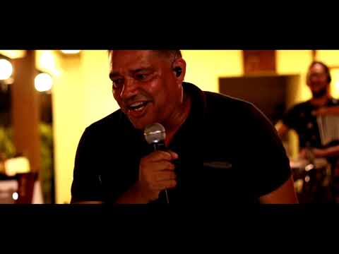 Banda Alma Gemea - Linhas