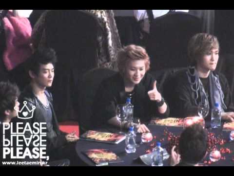 [fancam] 101209 SHINee taemin plays paper-scissors-stone with key @ 2010 Golden Disk Awards