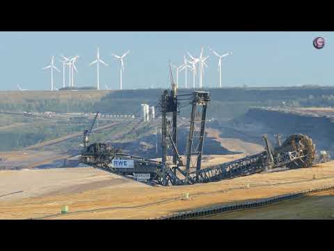 Die Monster Bagger im Tagebau Garzweiler in Aktion