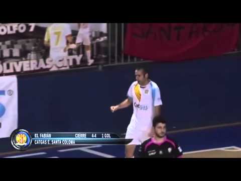 Gol de Fabián (4-4) en el  Catgas E. Santa Coloma-Santiago Futsal en la 14J Temp. 2015/2016