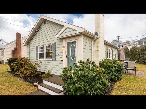 108 Chesbrough St, West Roxbury MA - Karen Kelly - Tel: 617-990-2416