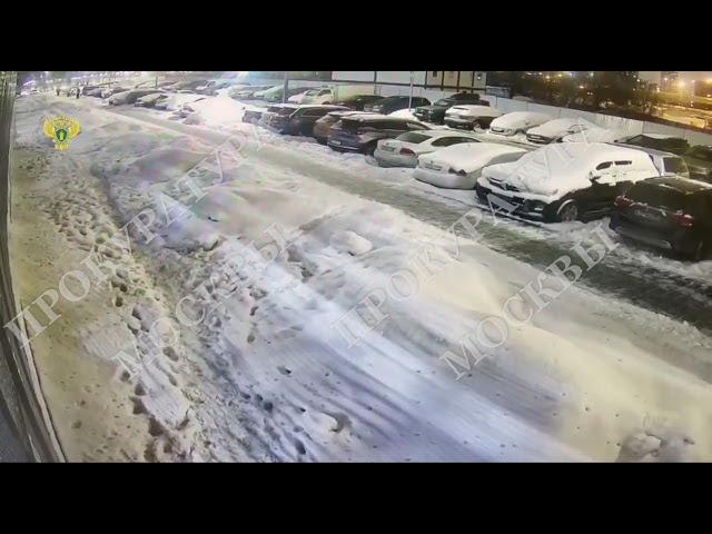 37 яшьлек ир Мәскәүдә укучыны үлем хәленә кадәр кыйнаган