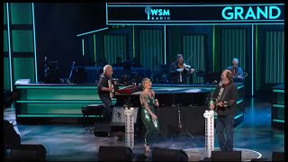 Clare Cunningham and Steve Earle - &#39;GALWAY GIRL&#39;&#39; - live at &#39;The Grand Ole Opry,&#39; Nashville TN 2023