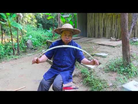 无电器时代，阿木爷爷是使用这种工具开缝的，很多人没见过