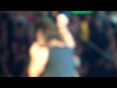 Pearl Jam 10.31.09 Spectrum Philly 4 - Halloween - Alive