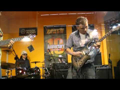 Impact Fuze at Mark World performance booth - Musikmesse 2011