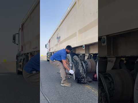 How Didn’t the Driver Notice? Only Steel Left – A Dangerous Highway Repair