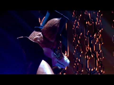 Fox performs “Every Little Step” by Bobby Brown