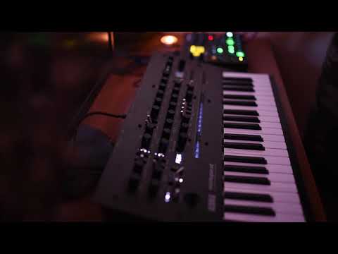 Clowdy - III (Live Jam on Elektron Digitakt and Korg Minilogue XD)