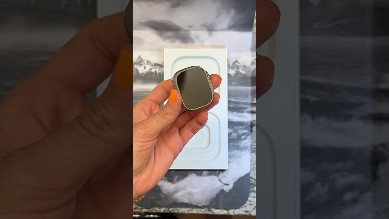 Unboxing the $799 Apple Watch Ultra 3 in Natural Titanium ⌚️