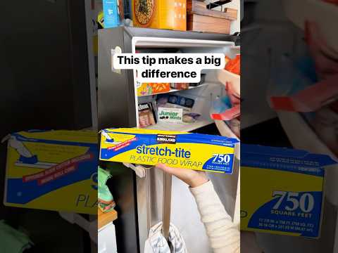 Store cling wrap in the freezer for easier handling and pull apart when you need it #kitchenstorage