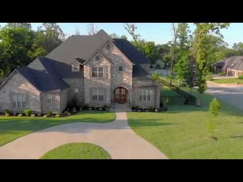 1441 Le Chesnay Drive   Centerton, AR