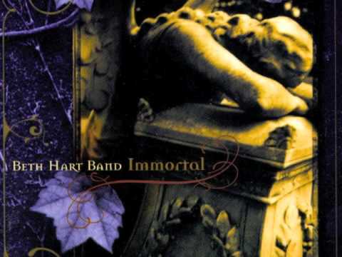 Miniatura de YouTube - Hold Me Through the Night