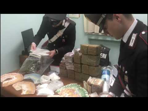 DROGA, ARRESTATO PANINARO-SPACCIATORE