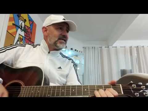 José Luís tocando violão