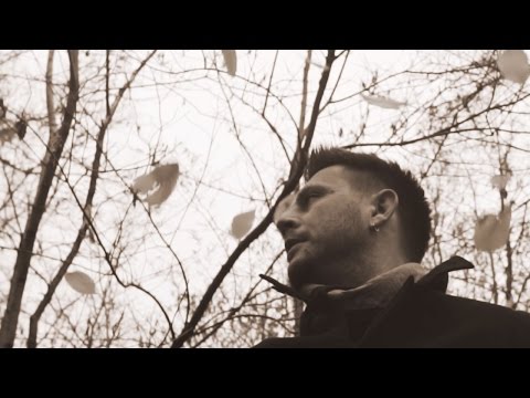 Buđenje - Nije to ljubav (official video)