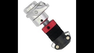 Video thumbnail for Review: Pearl Rapid Lock Super Grip Hi Hat Clutch by Jeff Wald