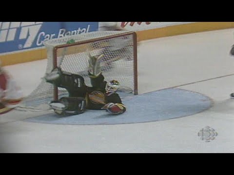 Throwback: Kirk McLean - "The Save" in Game 7 OT vs Flames (Apr. 30, 1994) (CBC) HD60FPS