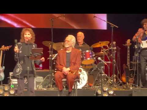 Herb Alpert & the Tijuana Brass (feat. Lani Hall) - Brasil ‘66 Medley