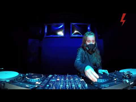 The Blue Oyster: Vero Yagé / 02.11 / 18 - 19