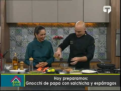 Hoy preparamos Gnocchi de papa con salchicha y espárragos