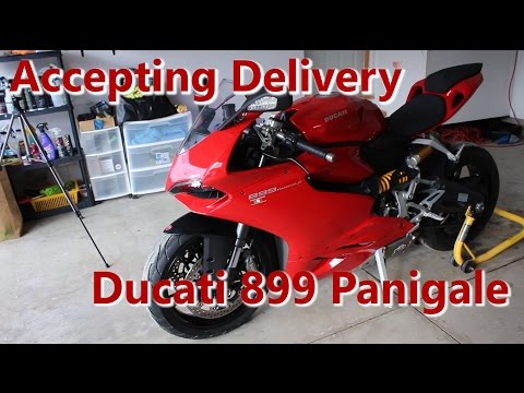 Accepting Delivery   2014 Ducati 899 Panigale
