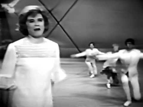 ENGLAND SWINGS Performed By Patty Duke