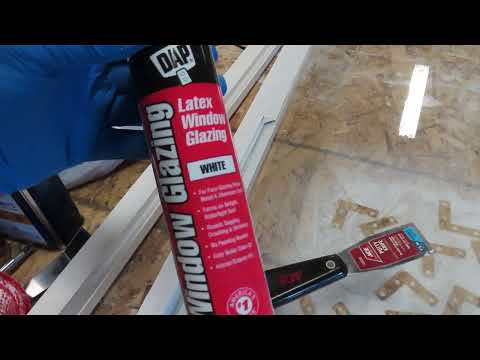 DAP 33 Window Glazing vs  Latex Glazing