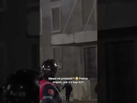 Messi në protestë?! 😂 Policia vrapon, por s’e kap dot! #ytshorts #kshugjonash #proteste #messi