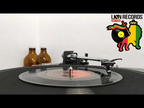 Dawit Menelik Tafari - Ghetto Life (Dubplate MIX)