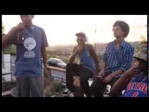 REVIVO - REBRAAIVOLUTION