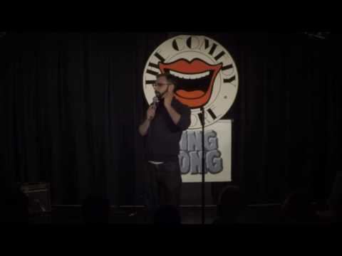 Mo Saffaf Syrian Comedian Beats "King Gong" @ The Comedy Store