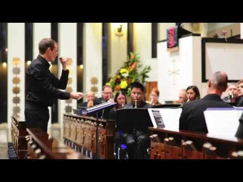 October - Eric Whitacre : The London Military Band