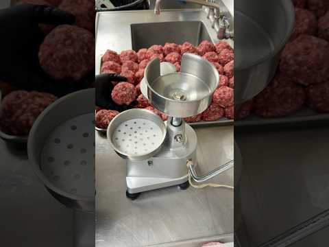 🍔 Manual Burger Patty Press Demonstration