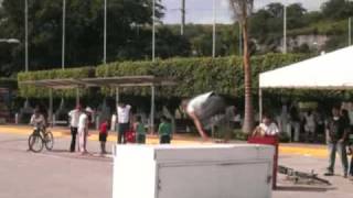 preview picture of video 'Galang Parkour & Freerunning'