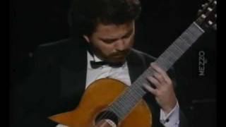Manuel Barrueco live in concert - Asturias by I. Albeniz