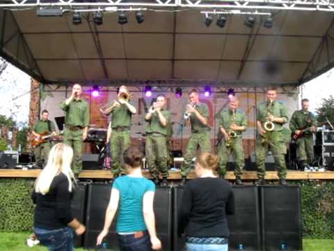 Puolustusvoimien varusmiessoittokunnan Show Band - Superstition live @ Miljazz 2012, Dragsvik