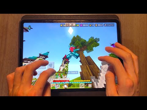 Fighting Minecraft's Best Mobile Player
