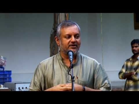 Prince Rama Varma introduces  Master Mahadevan - Swathi Sangeethotsavam 2017