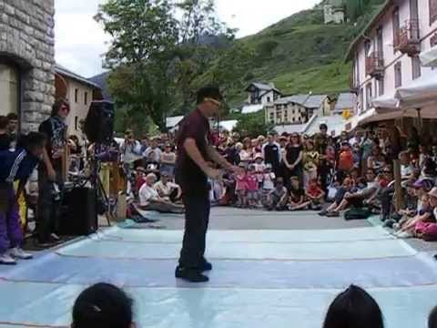 Au festival Musi'Queyras 2011 A Abriès en Queyras... Section HIP HOP GAP!