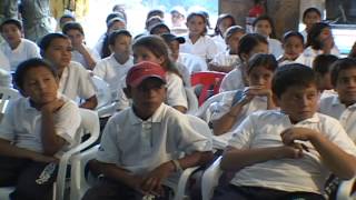 preview picture of video 'Visita de niños a la hidroeléctrica de Calima'