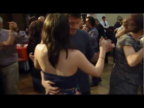 Cata y Same bailando...tango :)