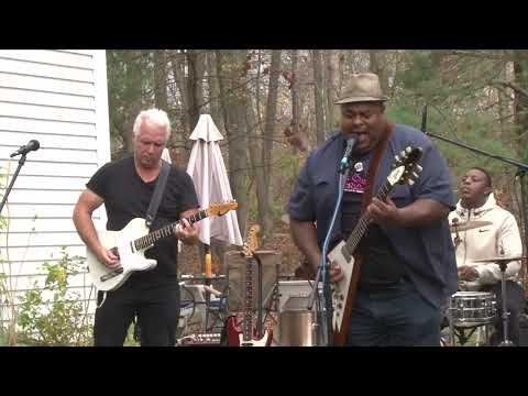 Talk'n Tunes - Larry McCray @ Jim Carty's House Party (Full Concert)