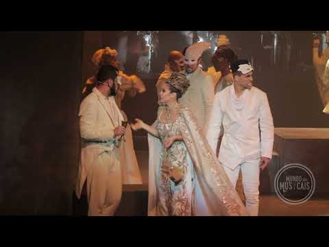 download lagu mp3 mp4 Romeu E Julieta Marisa Monte, download lagu Romeu E Julieta Marisa Monte gratis, unduh video klip Romeu E Julieta Marisa Monte