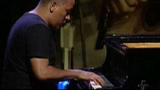 Dorival Caymmi - Das Rosas / Rosa Morena (Céu)