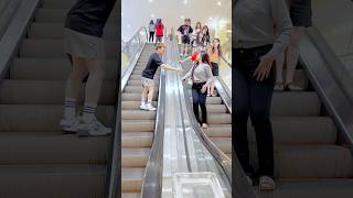 Download lagu Trik di kejar cewek cantik #prank #funny mp3 Download lagu Trik di kejar cewek cantik #prank #funny mp3